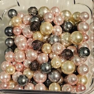 Medium bag of pearls with holes for making jewelry